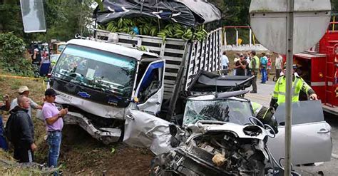 Aparatoso Accidente De Tránsito Dejó Cinco Personas Lesionadas