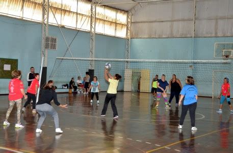 Voleibol Adaptado para Idosos Agência Sorocaba de Notícias