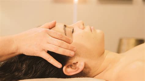 Vitaesphere Massage Ayurvedique Shiro Abhyanga