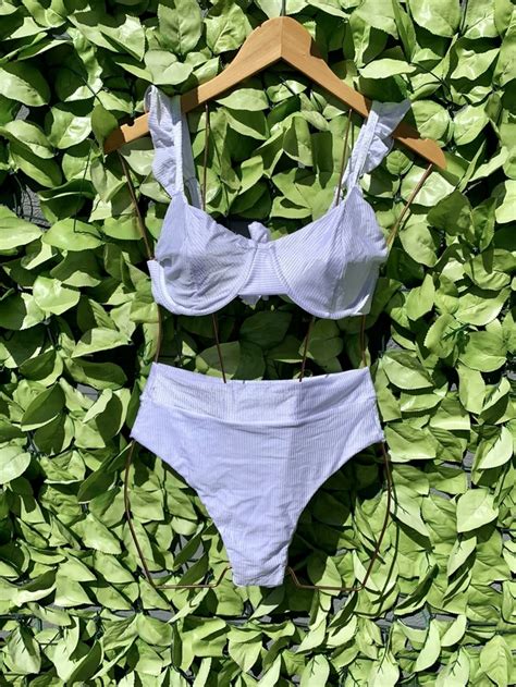 Branco Calcinha Hot Pants Top Meia Taça Babados