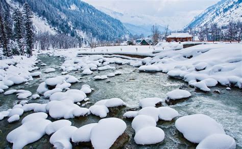 travel kashmir: Winter In Kashmir