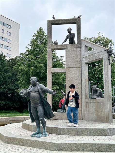 Dessau Brunnen im Stadtpark STADTGESPRÄCH 2002 geschaffe Flickr