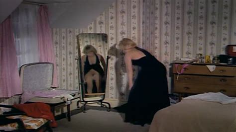 Naked Astrid Frank In Au Pair Girls