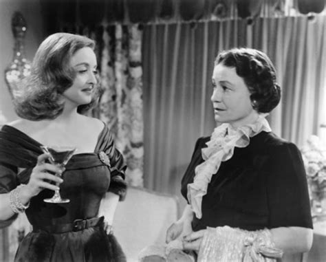 7 Hot Sexy Thelma Ritter Bikini Pics