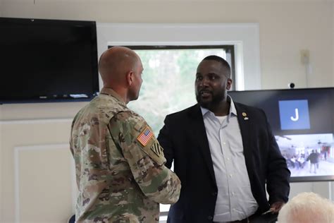 Tradoc Commanding General Speaks On Diversity And Inclusion At Local