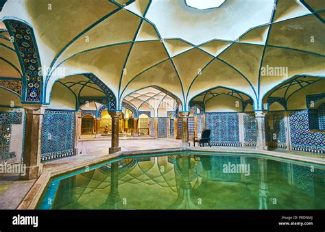 Ganjali khan hammam Fotos und Bildmaterial in hoher Auflösung Alamy