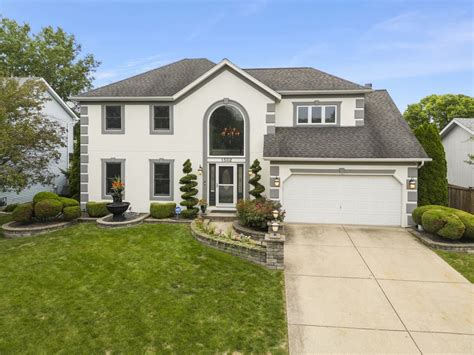 Shorewood Glen, Shorewood, IL Real Estate & Homes for Sale | realtor.com®