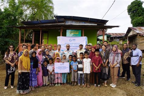 Ybm Pln Berikan Bantuan Sarana Prasarana Bagi Tpa Al Mudzakir Manokwari