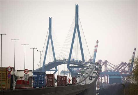 Hamburger Hafen Neubau Der Maroden K Hlbrandbr Cke Geplant