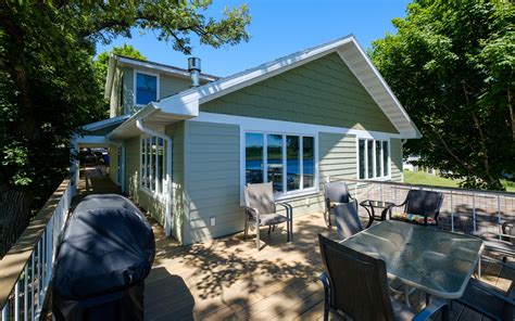 5 Bedroom Lakefront Home Francis Sites Okoboji Rentals