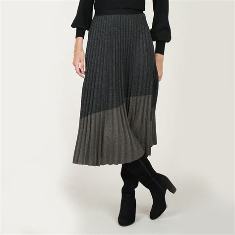 Colorblock Pleated Midi Skirt In Black Wantable