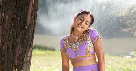 Actress Bhama Hot Photos