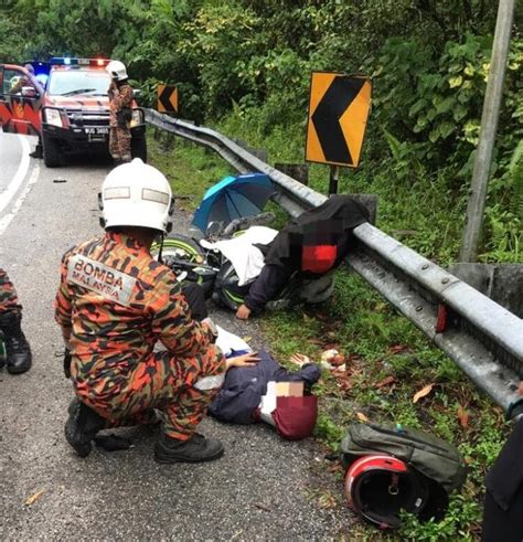 Wanita Maut Motosikal Bertembung Kereta Utusan Malaysia