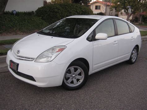 2004 Toyota Prius Pictures Cargurus