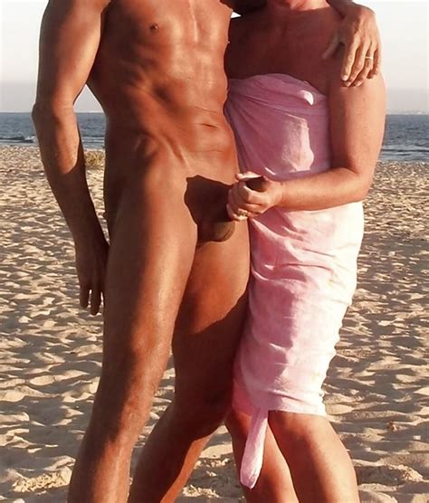 Couples On Beach Cfnm Free Porn