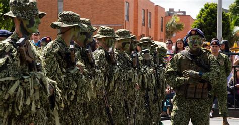 Un Militar Muerto Y Doce Heridos Tras Un Ataque Atribuido Al Clan Del