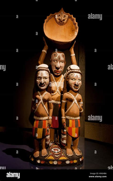 Indigenous art from Papua, New Guinea Stock Photo - Alamy