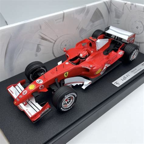 Modellino F1 Hotwheels 118 Ferrari 248 F1 Michael Schumacher 2006