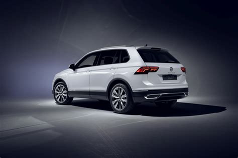 Volkswagen Tiguan Ii Facelift 2020 R Line 15 Tsi 150 Hp Act Dsg