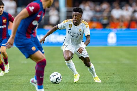 Match Photos: Barcelona vs Real Madrid at AT&T Stadium - 3rd Degree