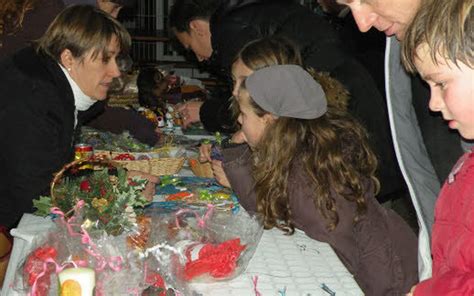 Joseph Le Brix Le marché de Noël pris d assaut Le Télégramme