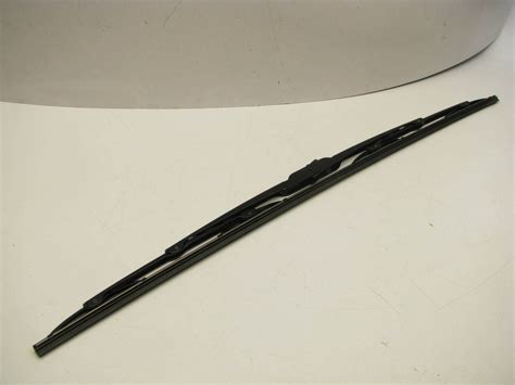 Napa 60 028 9 Front Exact Fit Windshield Wiper Blade 28 9x4 J Hook Type Ebay