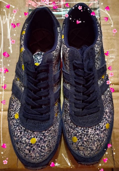 Gola Shoes, Women's Fashion, Footwear, Sneakers on Carousell