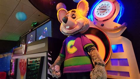 Out Of This World Chuck E Cheeses Decatur Al Youtube