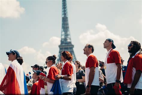 Paris 2024 Volunteer Uniform Cloe Clementine