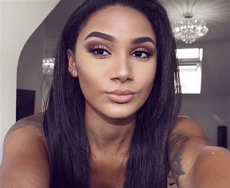 Meet Arsenal Star Alex Iwobi S Super Hot Model Girlfriend Clarisse Juliette Daily Star