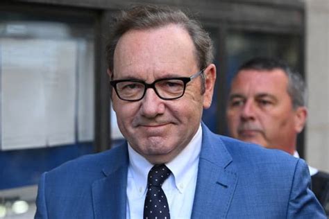 Procès de Kevin Spacey à Londres l acteur continue de nier toute