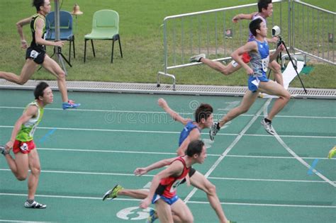 Coureurs Sur Piste Le Velodrome De Hong Kong Mai Image Stock