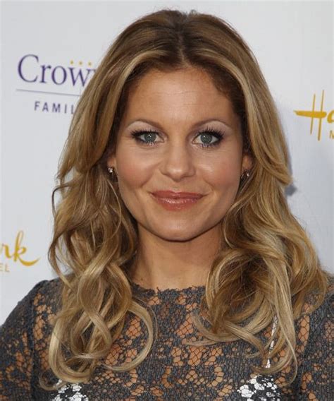 Candace Cameron Bure Long Wavy Dark Blonde Hairstyle With Light Blonde