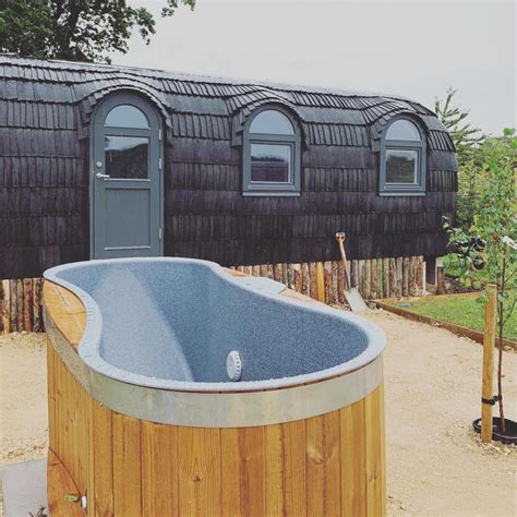 Best Places For Glamping With A Hot Tub In Yorkshire The Yorkshireman