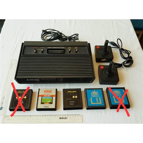 Vídeo Game Atari 2600 Com 2 Jogos E 2 Controles Funcionando