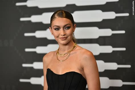 Gigi Hadid Aaliyahhadid Nude OnlyFans Leaks The Fappening Photo FappeningBook