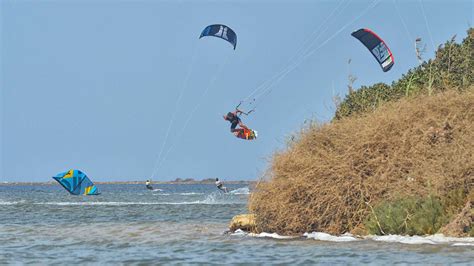 Lunga Estate Di Kitesurf Nella Laguna Dello Stagnone