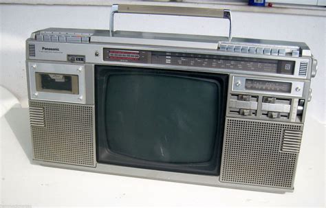 Vintage Boom Box Panasonic TR 1200S Radio Cassette TV 1984 Great