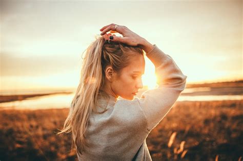 Portrait Depth Of Field Women Outdoors Black Nails Blonde Sunset