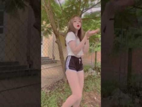 Lộ clip sex hot tiktoker Trần Ngọc Thủy Tiên làm tình với người yêu