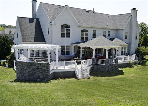 Deck Pergola Ideas & Designs | Styles of Deck Pergolas