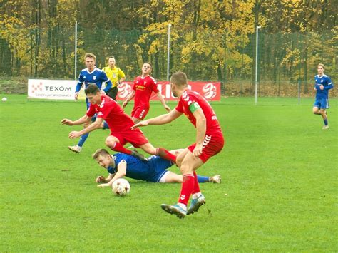 Liga Grupa Iv Lublinianka Lublin Przegra A Z Texom Sok Em Sieniawa