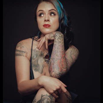 Kaisey Caputo Babe Page Watch This Centerfold On FreeOnes