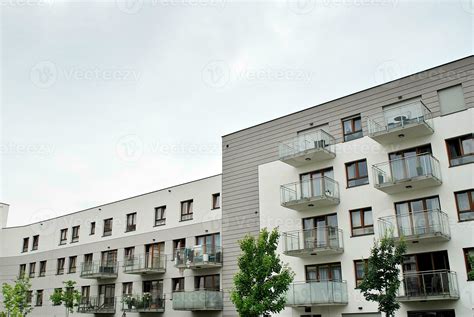 Marca Nuevo Departamento Edificio En Soleado D A Moderno Residencial