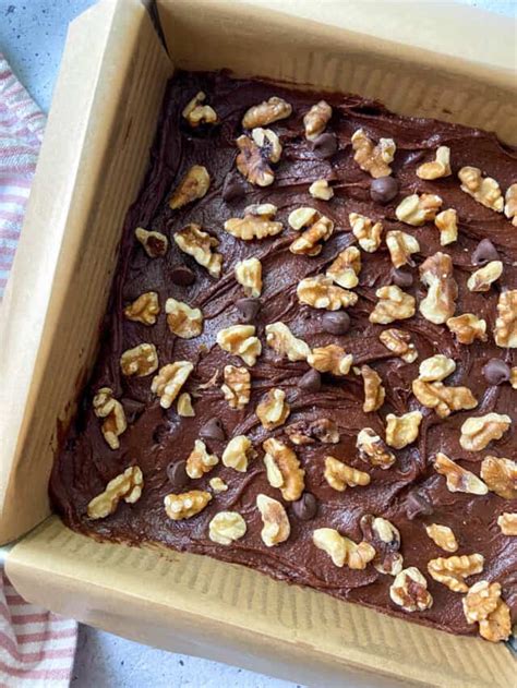 Fudgy Double Chocolate Brownies With Walnuts Sugary Logic