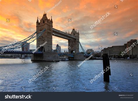 Tower Bridge Sunset London Uk Stock Photo 2019932597 Shutterstock