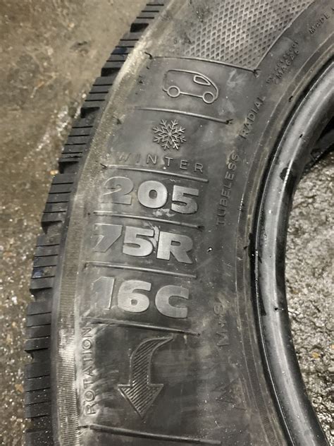 Шини 205/75 R16C Kleber 2020 рік 6 мм 205 75 16С: 1 700 грн. - Автошини ...