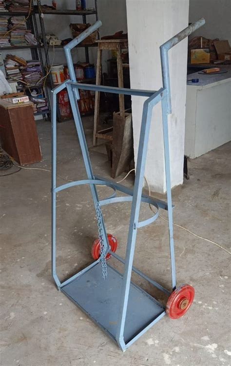 Mild Steel Rubber Hand Trolley For Carry Material Load Capacity