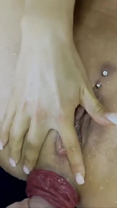 Emotional Moment From Monika Fox Got An Expanding Butplug Fist In Ass With Prolapse Sucked