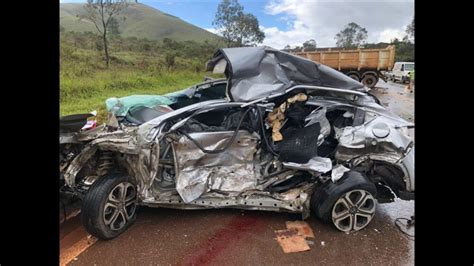 BR 040 Itabirito Carreta E Carros Se Envolvem Em Acidente Veja Fotos